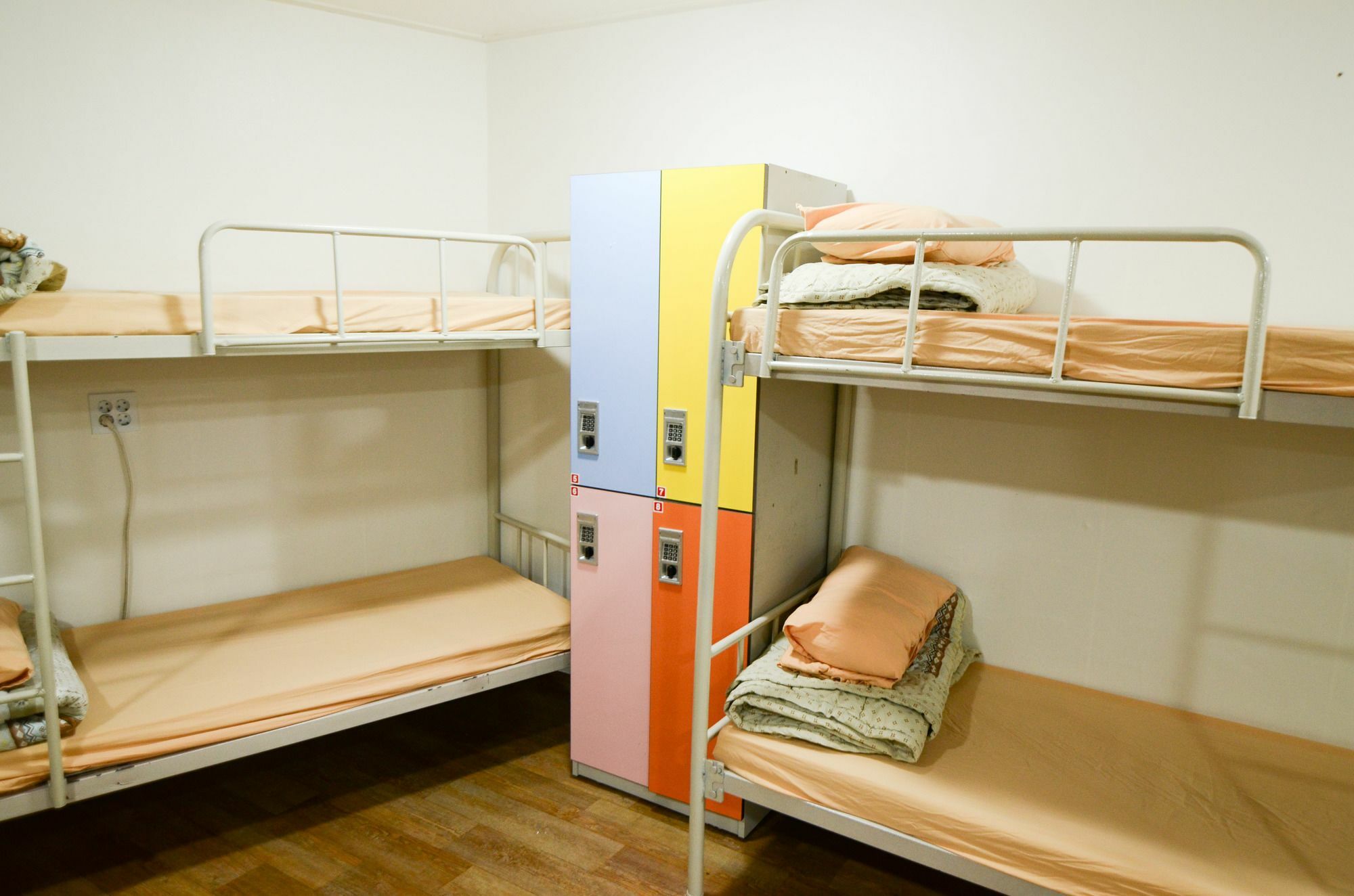 Kimchee Busan Station Guesthouse Екстер'єр фото