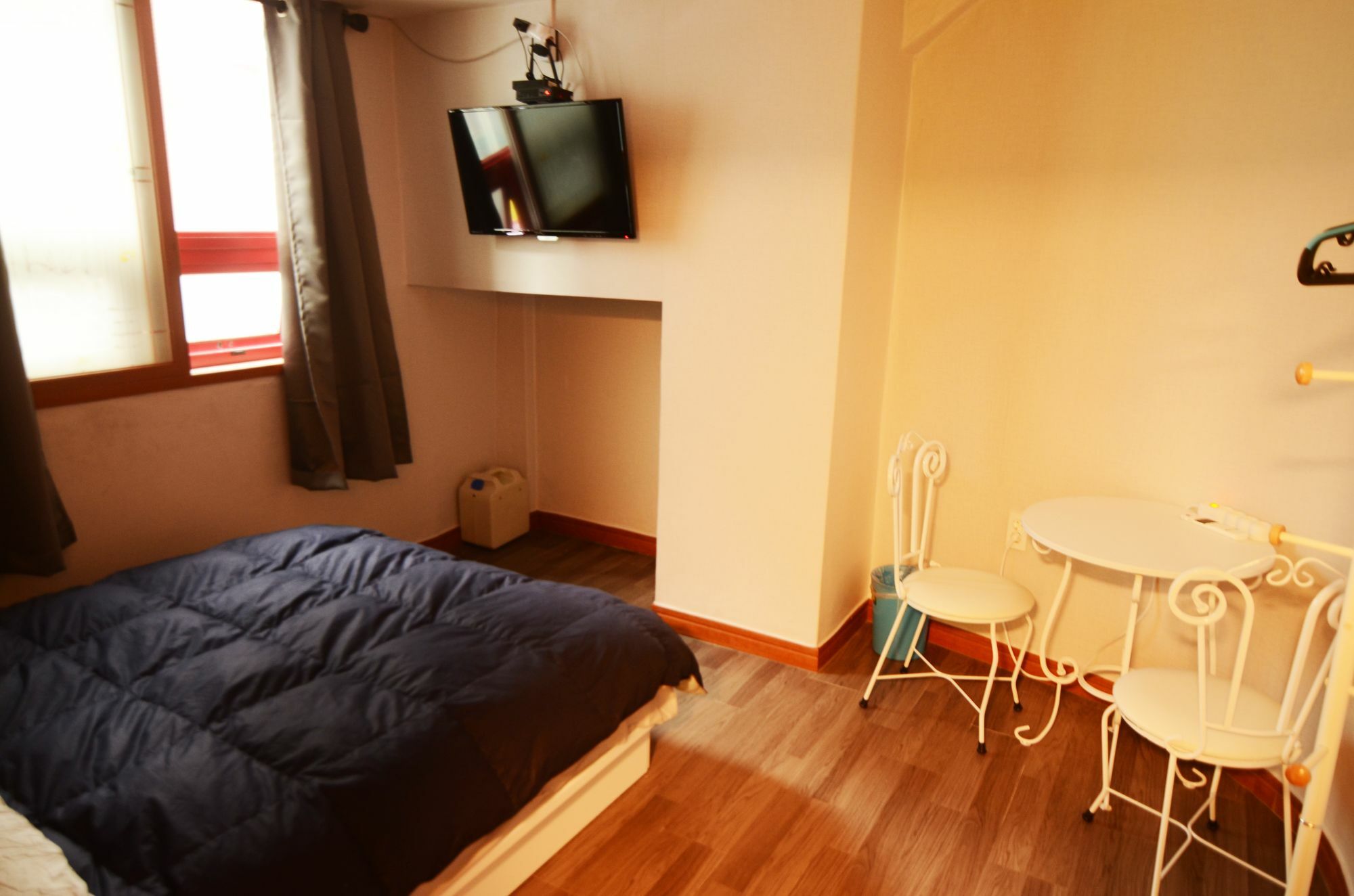 Kimchee Busan Station Guesthouse Екстер'єр фото