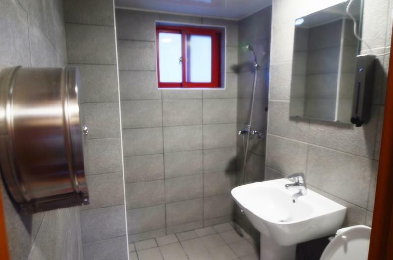 Kimchee Busan Station Guesthouse Екстер'єр фото