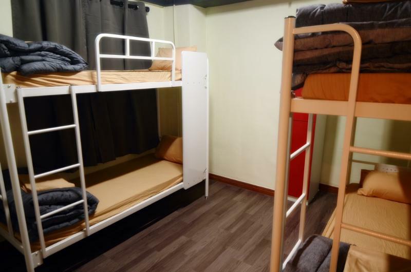 Kimchee Busan Station Guesthouse Екстер'єр фото